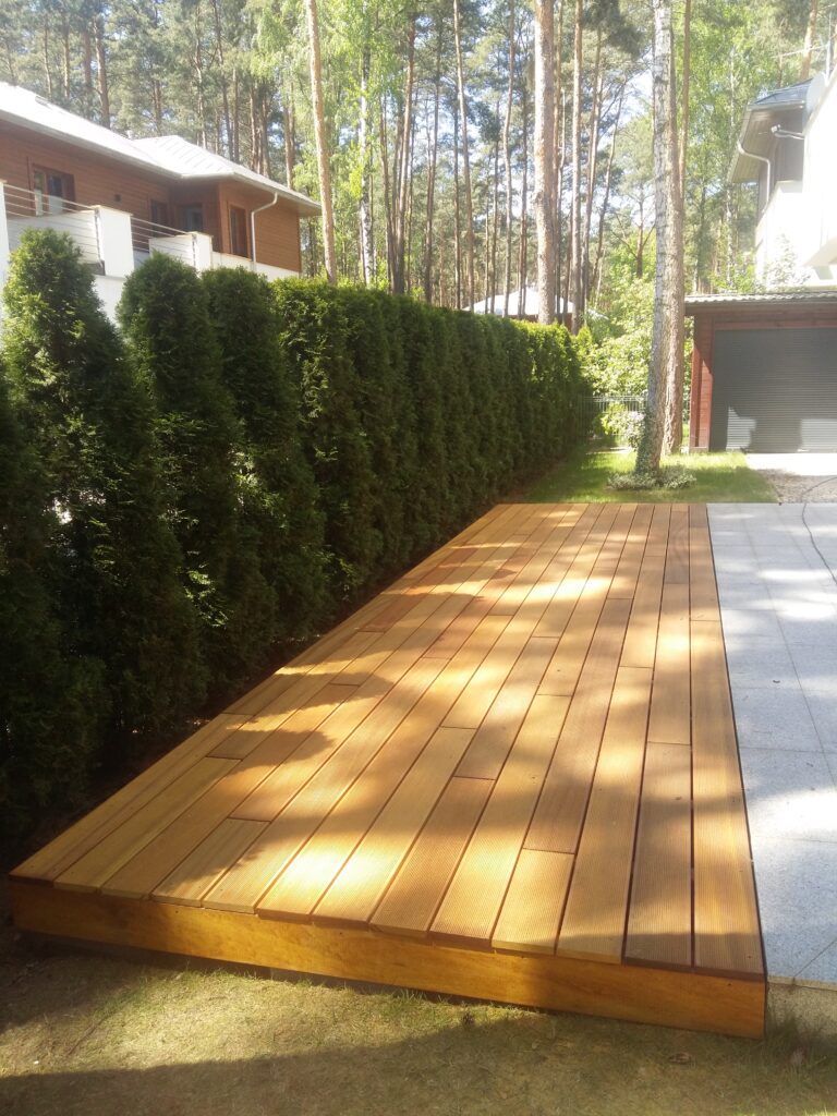 Tarasy drewniane Warszawa - Oferta strefatarasy.pl - Projektowanie, montaż, układanie tarasów