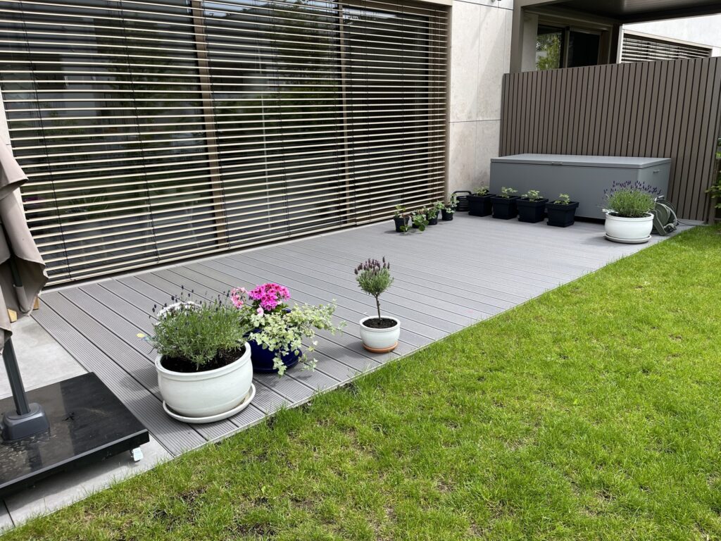 Tarasy drewniane Warszawa - Oferta strefatarasy.pl - Projektowanie, montaż, układanie tarasów