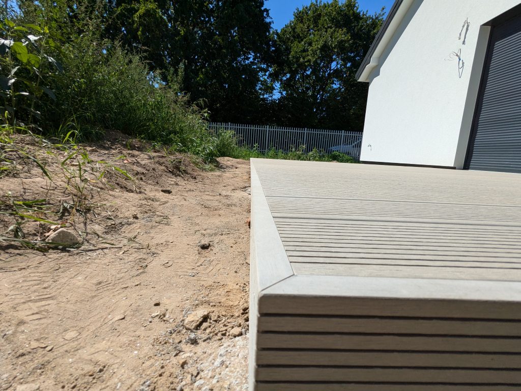 Tarasy drewniane Warszawa - Oferta strefatarasy.pl - Projektowanie, montaż, układanie tarasów